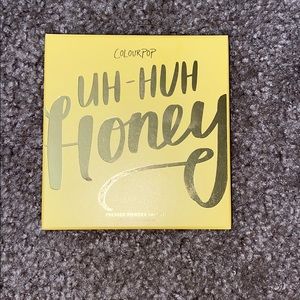 Colourpop eyeshadow palette